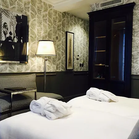 Hotel George Washington París