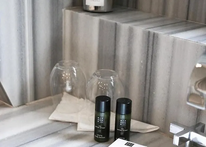 George Washington 4* פריז