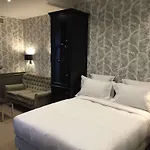 乔治华盛顿酒店 4* 巴黎