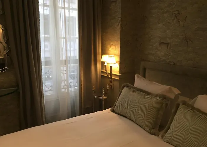 Hotel George Washington Paris