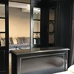 Hotel George Washington Paris
